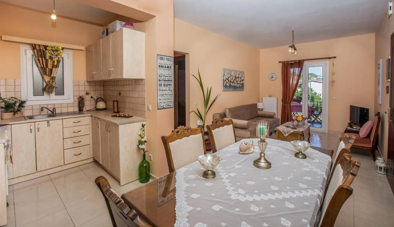 Alkithea, Cozy Apartment With Amazing Sea View 阿尔戈斯托利翁 0*,