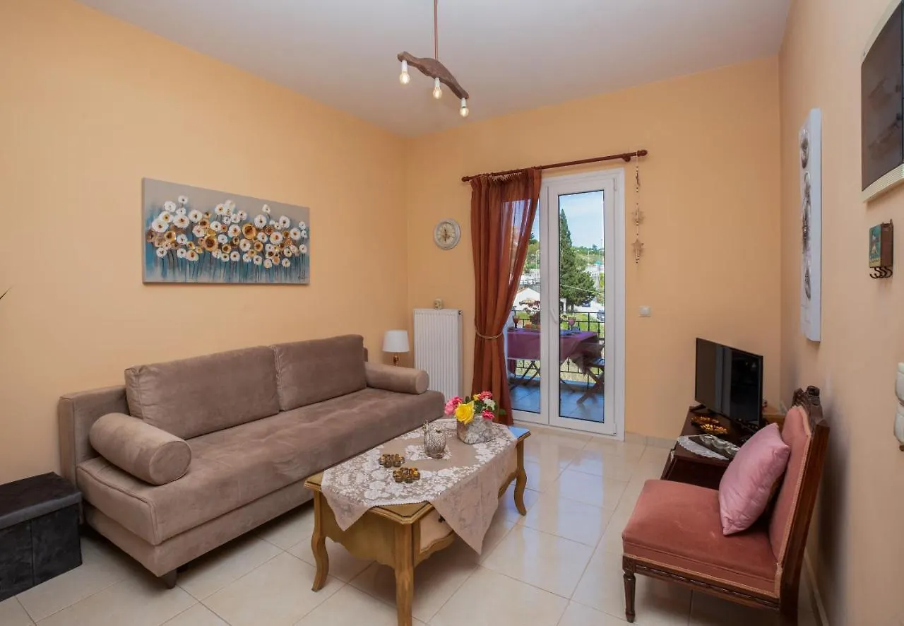 Alkithea, Cozy Apartment With Amazing Sea View 阿尔戈斯托利翁